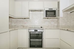 KITCHEN- click for photo gallery